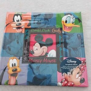 Disney - Mickey Mouse Scrapbook
